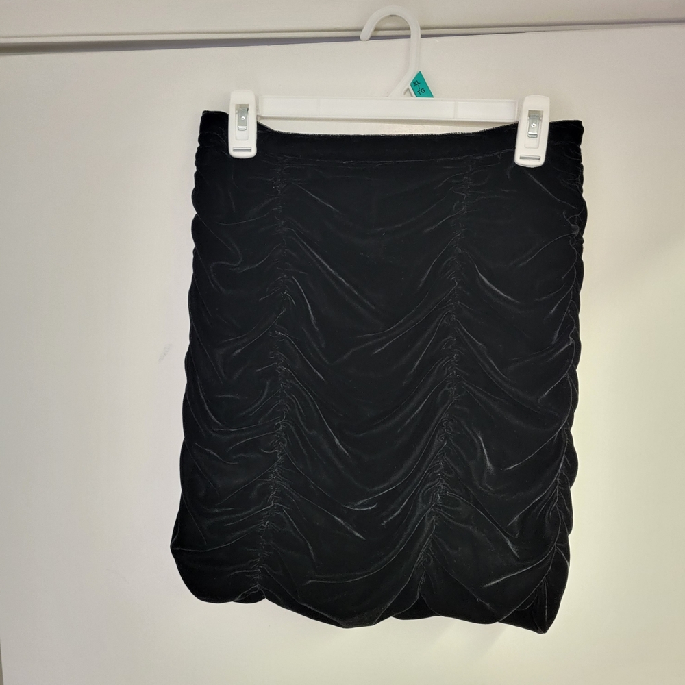 H&M Black Velvet Ruched Pencil Skirt